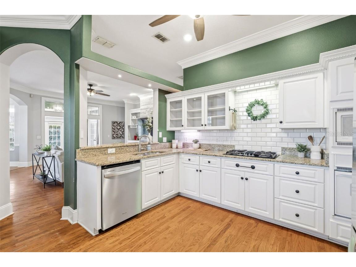 601 Lake Harbor Circle Orlando FL 32809 - LITTLE LAKE CONWAY O6346792 image11