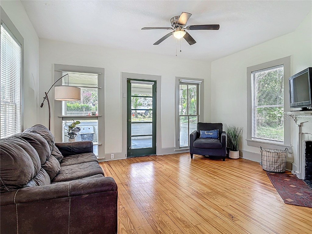 601 N Adelle Avenue Deland FL 32720 V4946203 image10