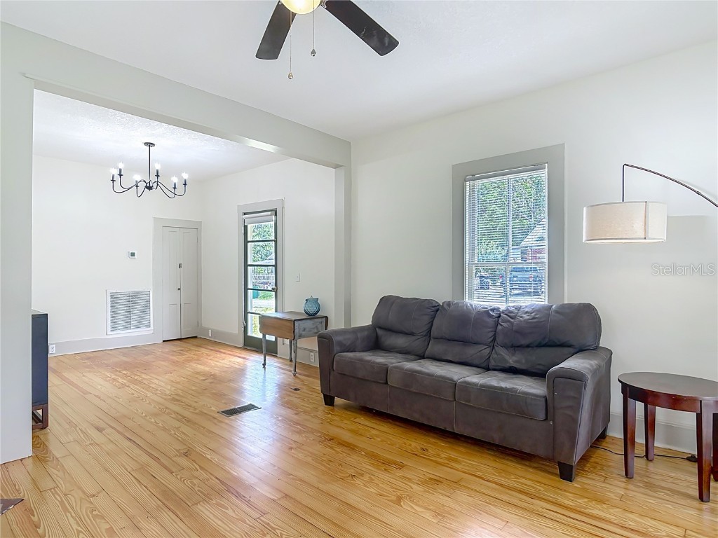 601 N Adelle Avenue Deland FL 32720 V4946203 image11