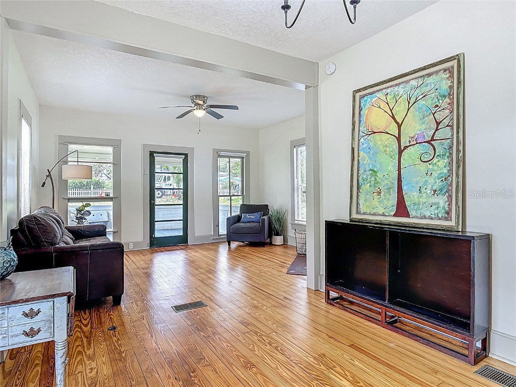 601 N Adelle Avenue Deland FL 32720 V4946203 image12