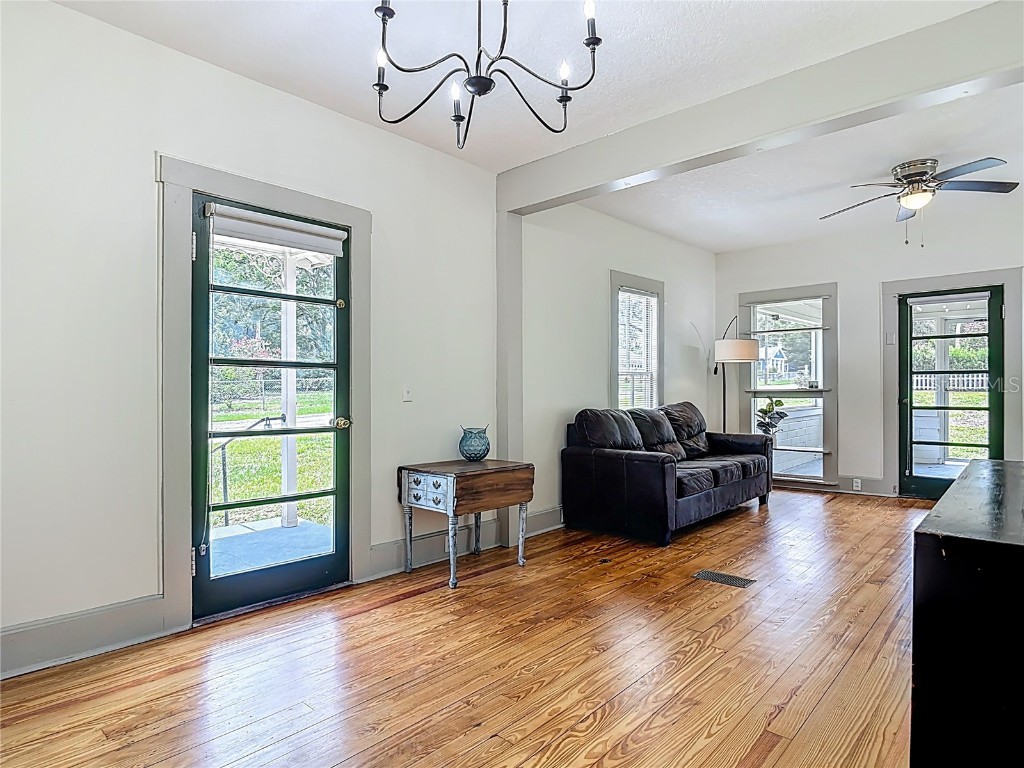 601 N Adelle Avenue Deland FL 32720 V4946203 image15