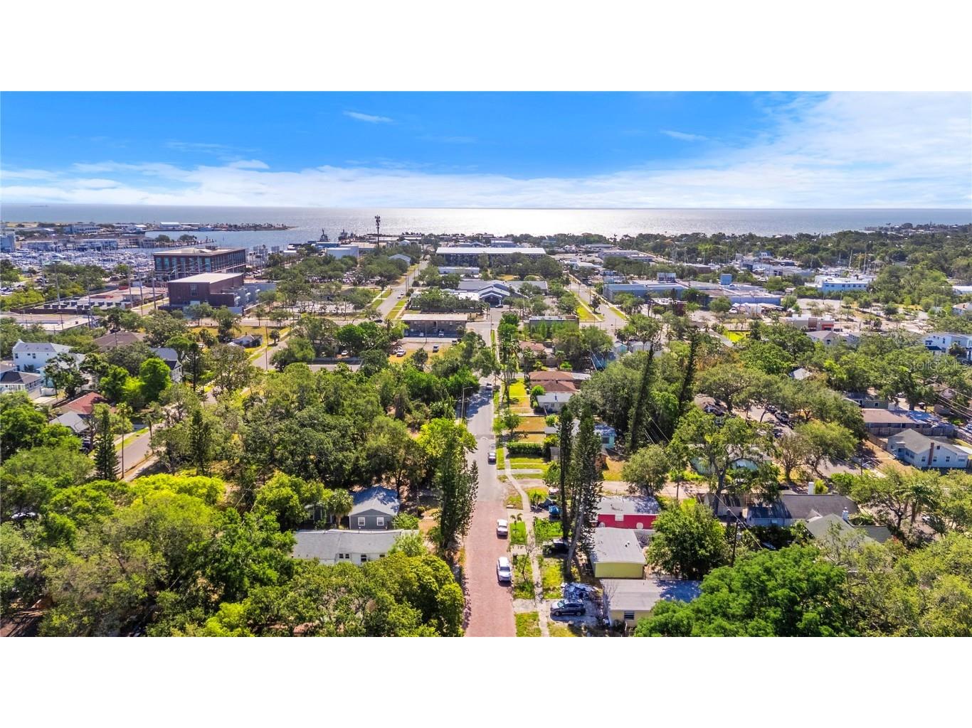 601 Newton Avenue S Saint Petersburg FL 33701 TB8381489 image24