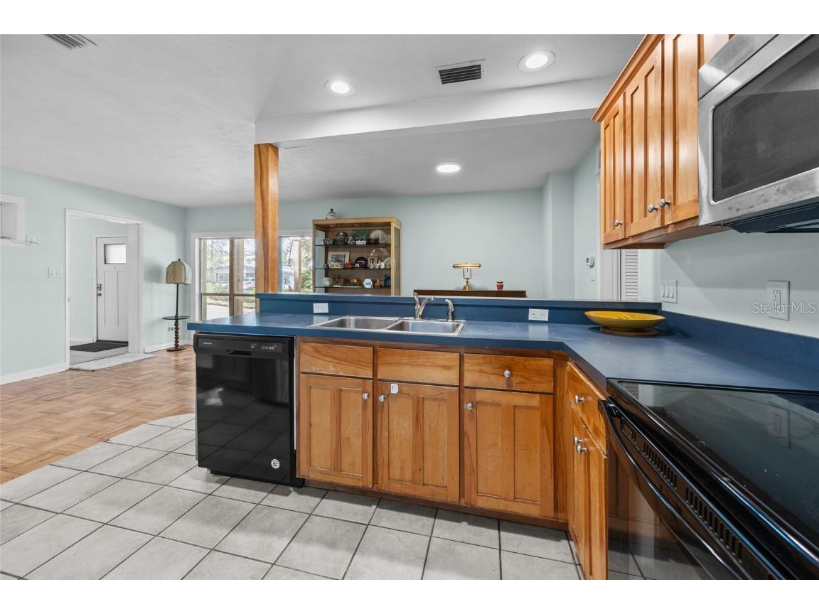 601 NW 36th Drive Gainesville FL 32607 GC532261 image12