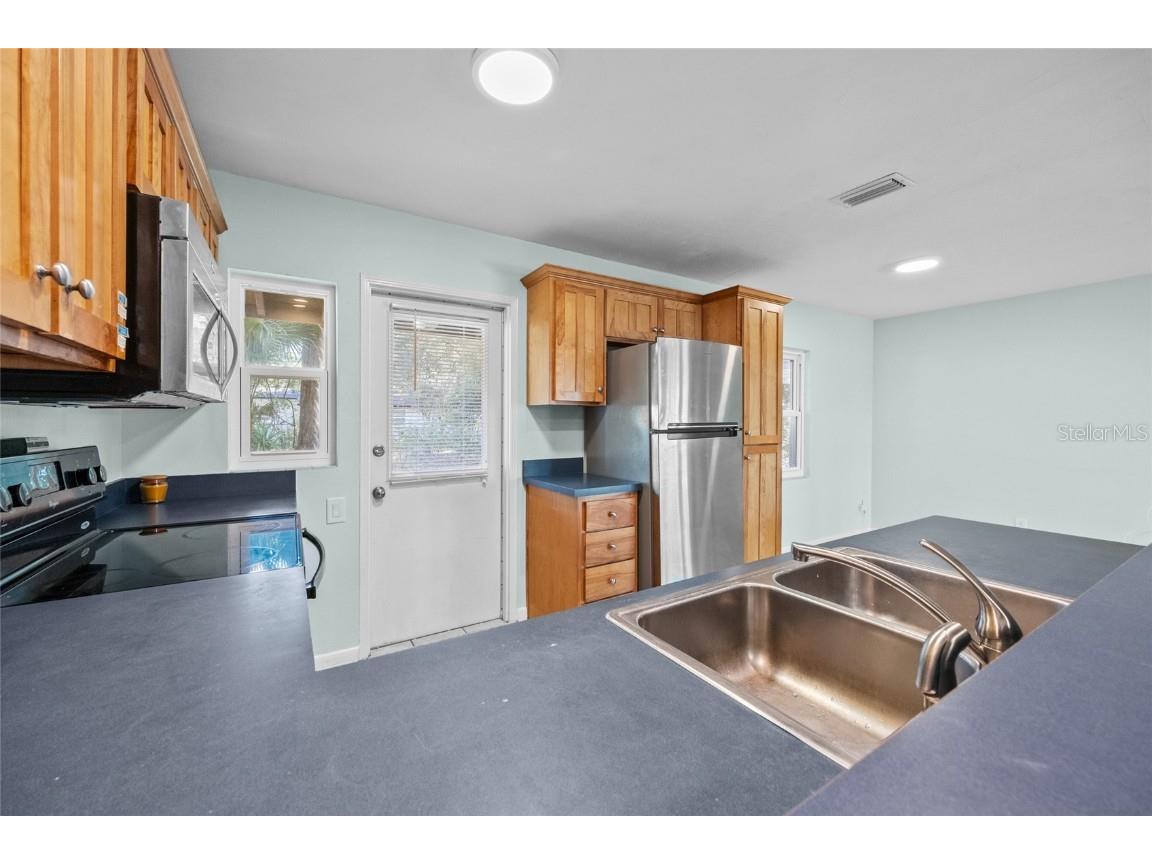 601 NW 36th Drive Gainesville FL 32607 GC532261 image13