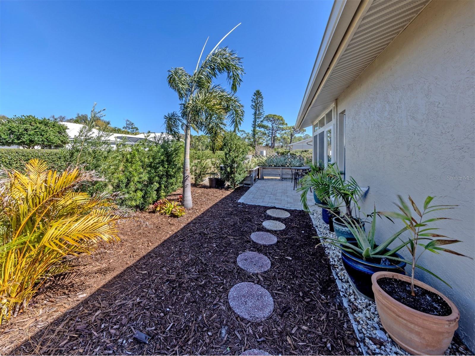 601 Pinebrook Crescent #1 Venice FL 34285 N6143088 image26