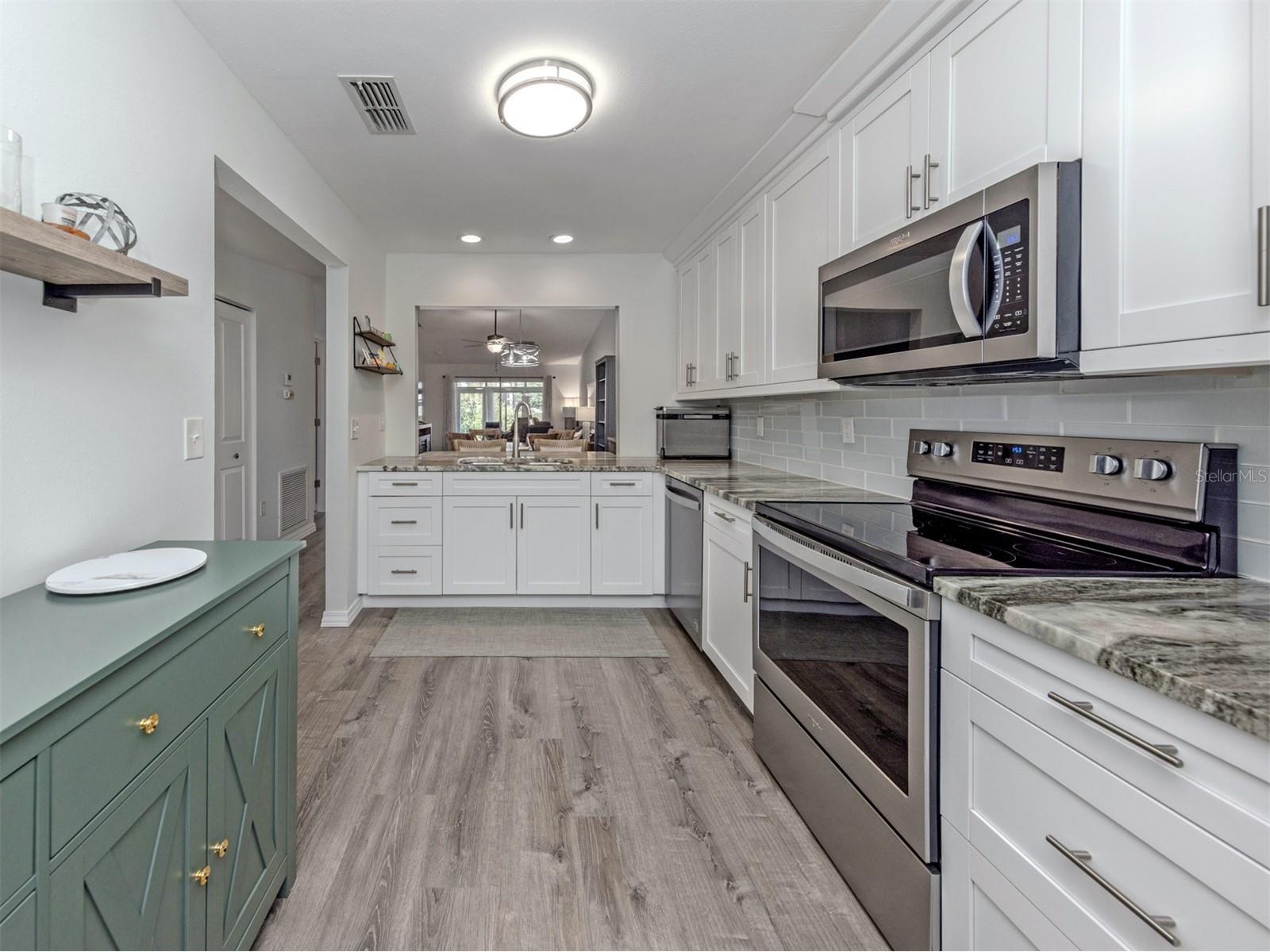 601 Pinebrook Crescent #1 Venice FL 34285 N6143088 image4