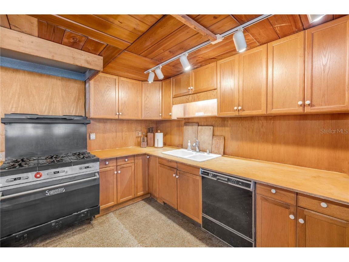 601 S Pine Street New Smyrna Beach FL 32169 NS1086488 image22