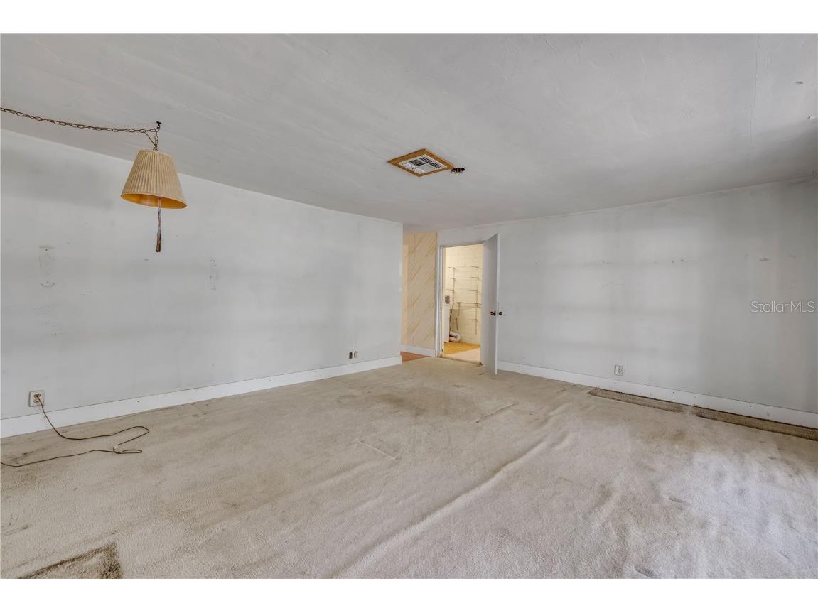 601 S Pine Street New Smyrna Beach FL 32169 NS1086488 image26