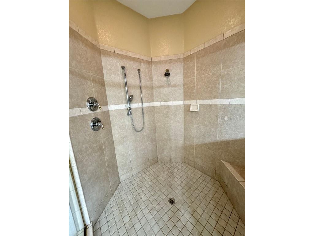 601 Saxony Boulevard Saint Petersburg FL 33716 TB8423760 image33