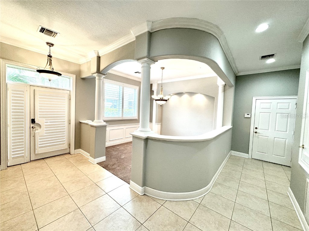 601 Saxony Boulevard Saint Petersburg FL 33716 TB8423760 image7