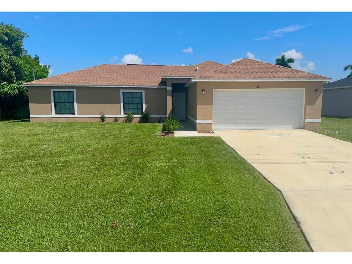 601 SE 2nd Street Cape Coral FL 33990 A4613879 image1