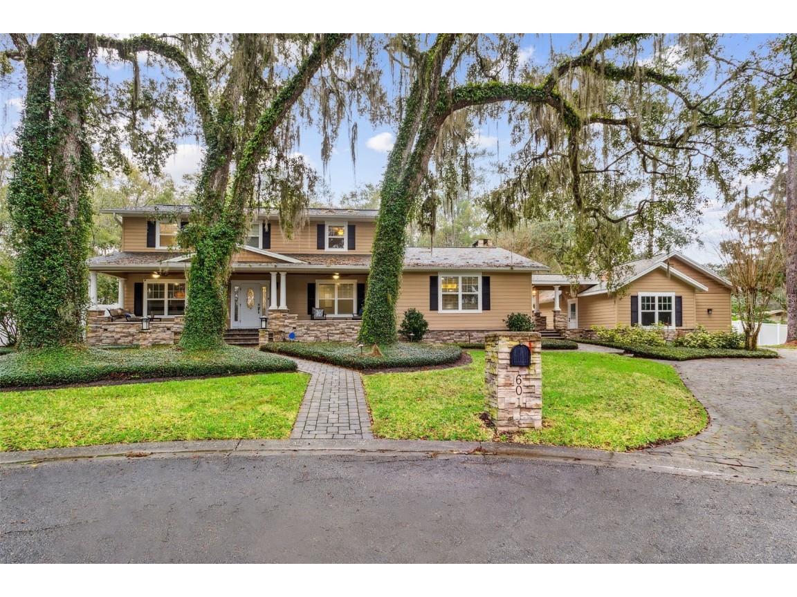 601 Seven Oaks Court Brooksville FL 34601 W7860771 image1