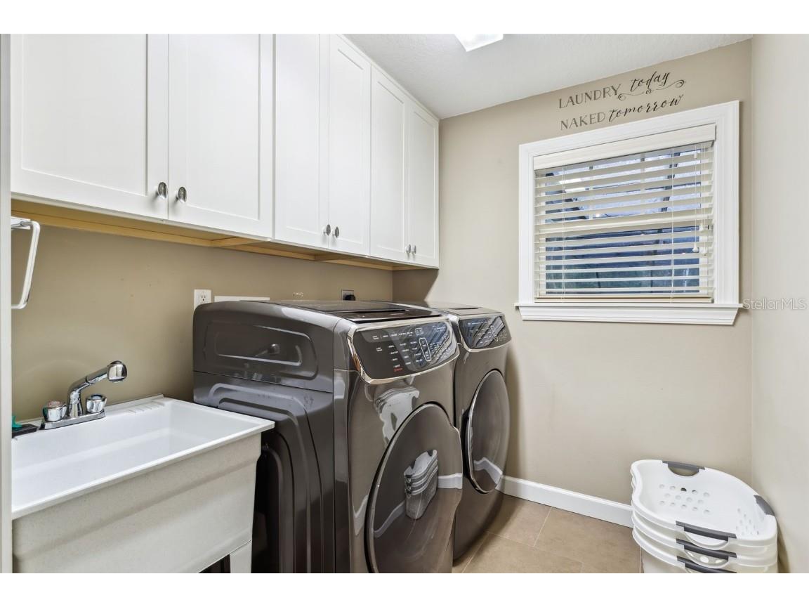 601 Seven Oaks Court Brooksville FL 34601 W7860771 image33