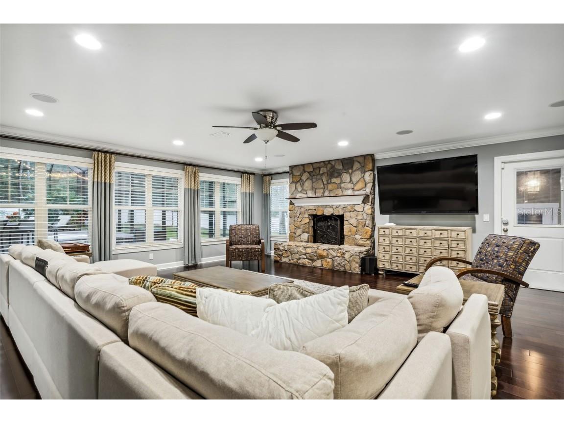 601 Seven Oaks Court Brooksville FL 34601 W7860771 image6