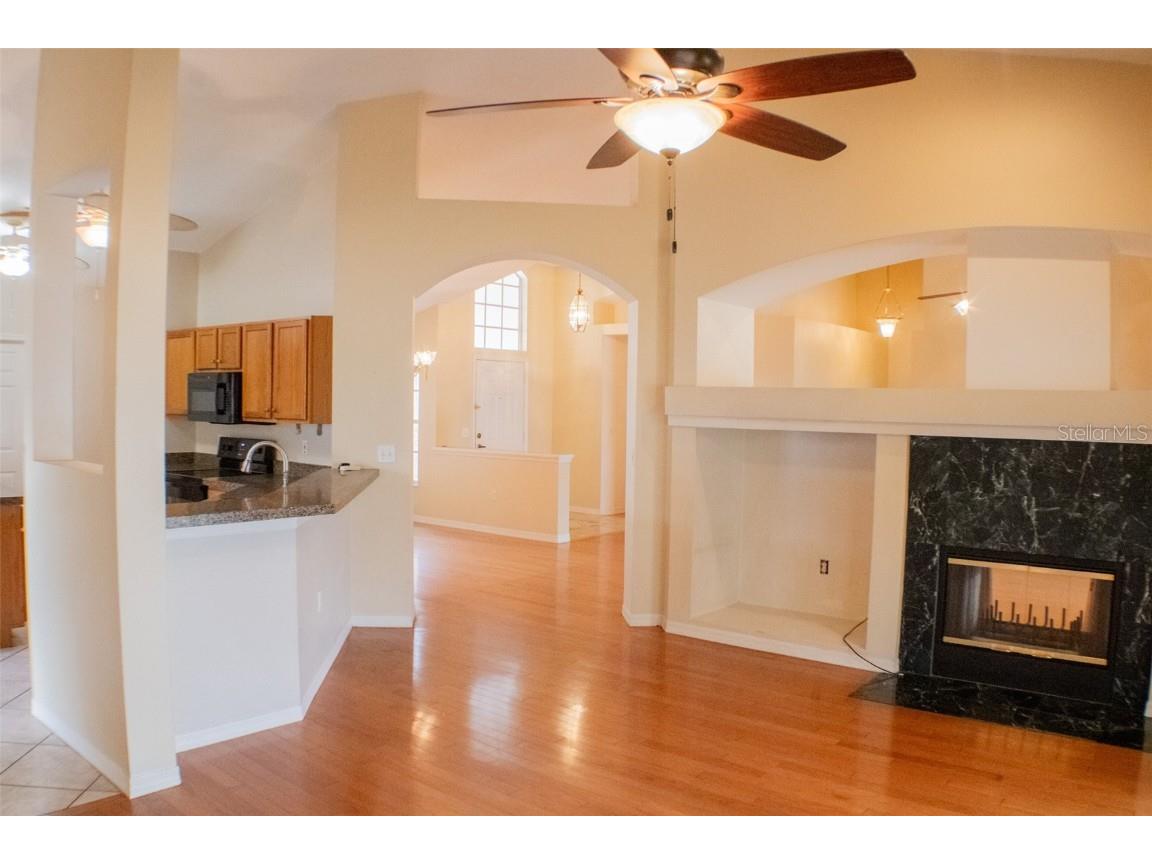 601 Shady Point Way Deland FL 32724 V4946144 image12