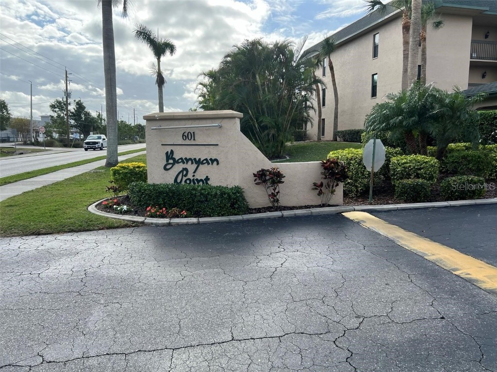 601 Shreve Street #63B Punta Gorda FL 33950 - PGI WATER WAY / CANAL. C7489983 image1