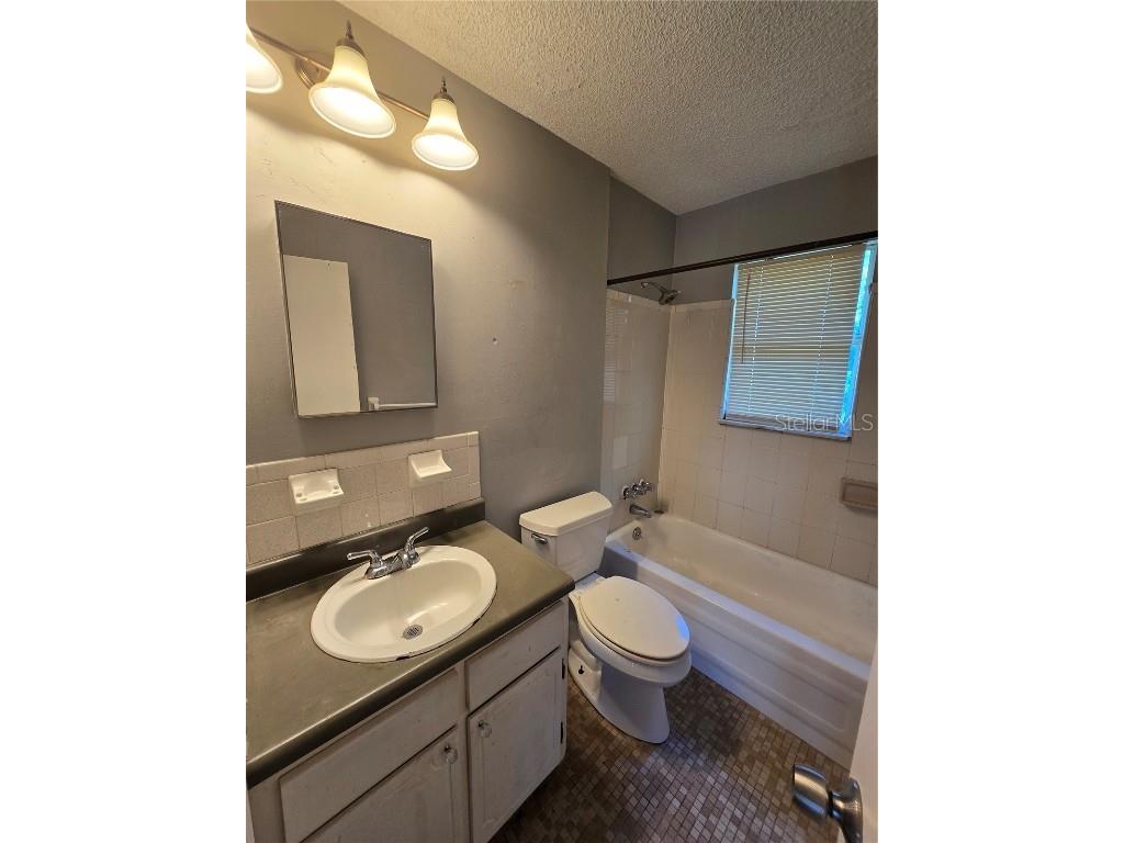601 State Avenue Daytona Beach FL 32117 TB8396339 image15