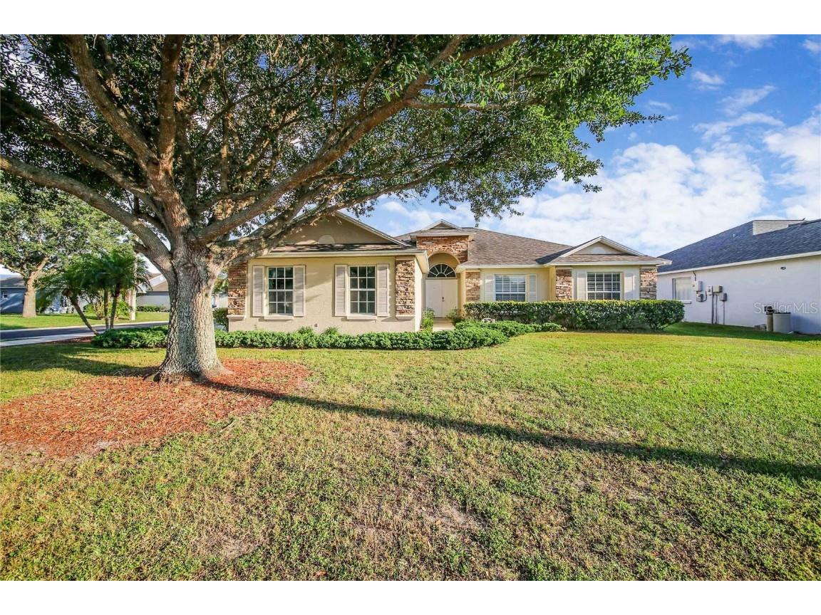 601 Terranova Drive Winter Haven FL 33884 O6025778 image1