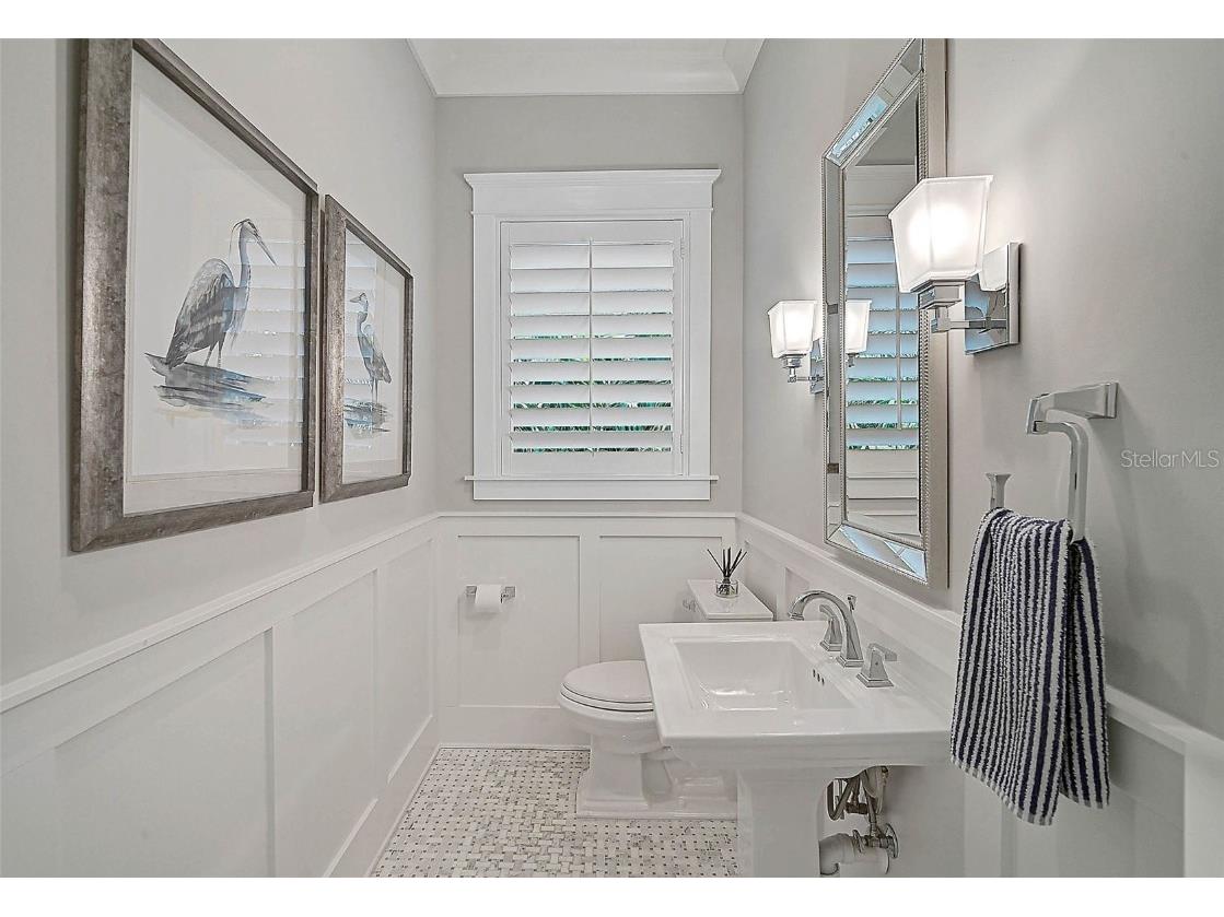 601 Triton Bend Longboat Key FL 34228 A4662504 image11