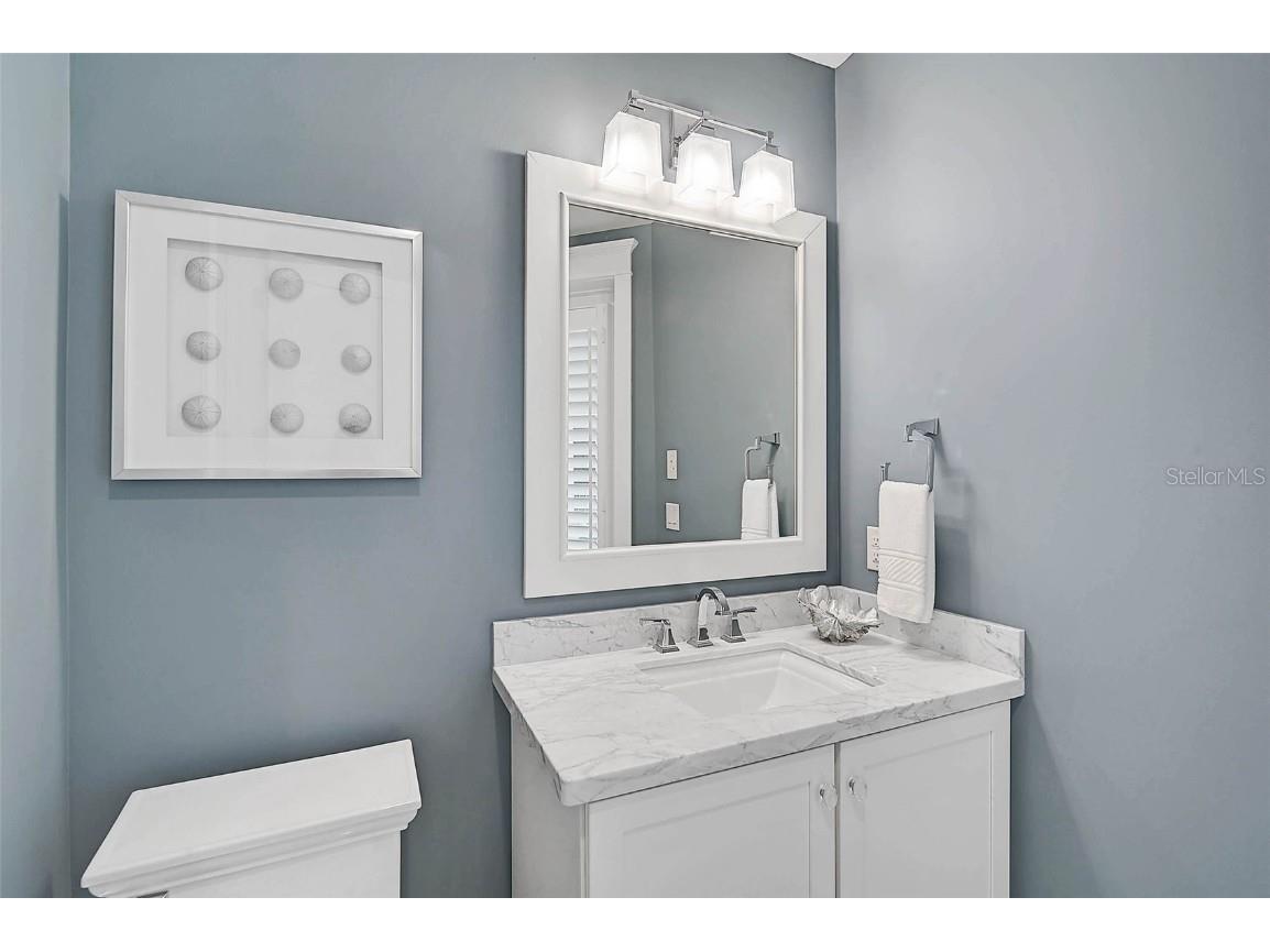 601 Triton Bend Longboat Key FL 34228 A4662504 image22