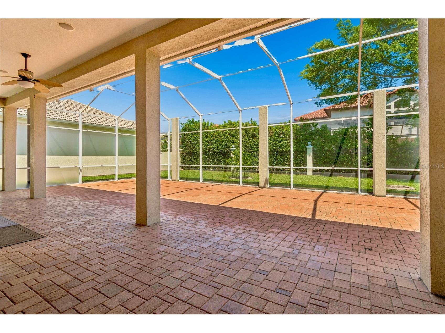601 Viento De Avila Tampa FL 33613 TB8502713 image32