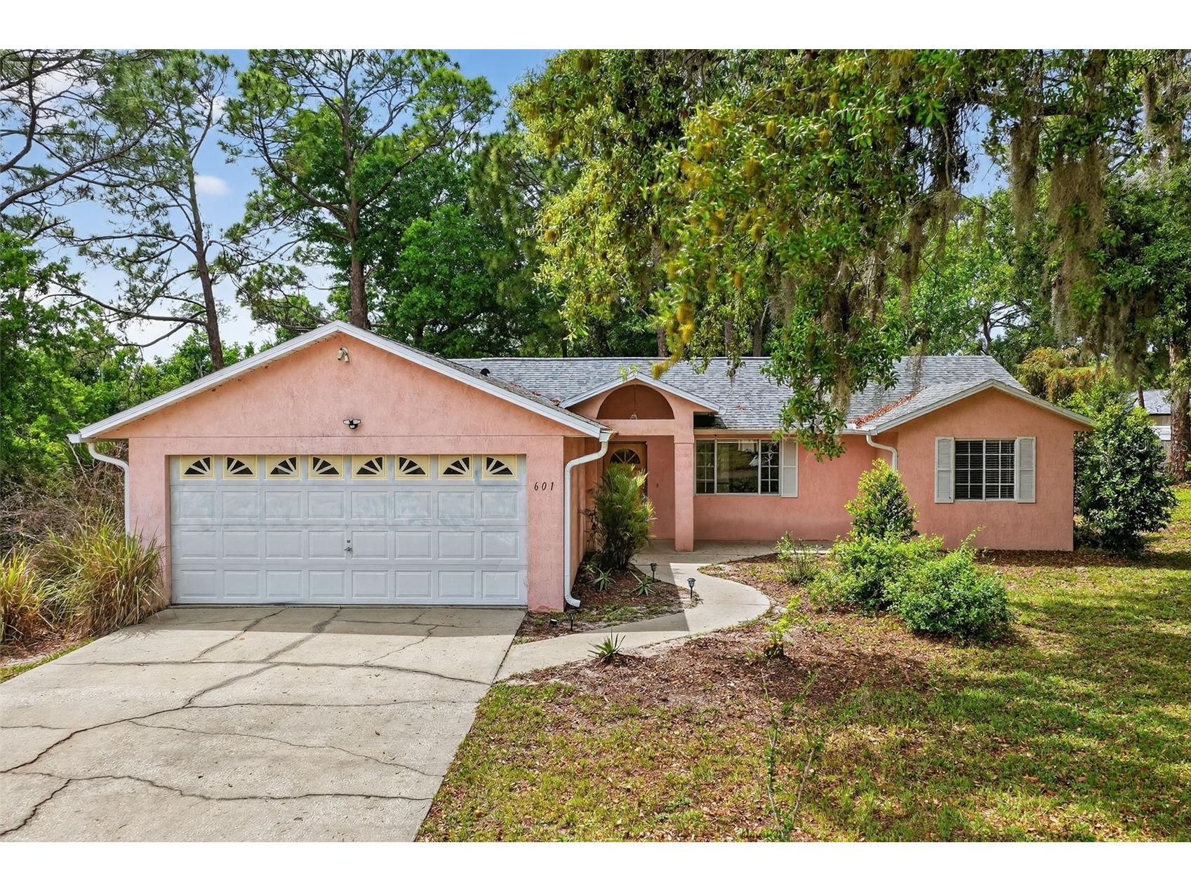 601 Vincent Drive Mount Dora FL 32757 G5110738 image1