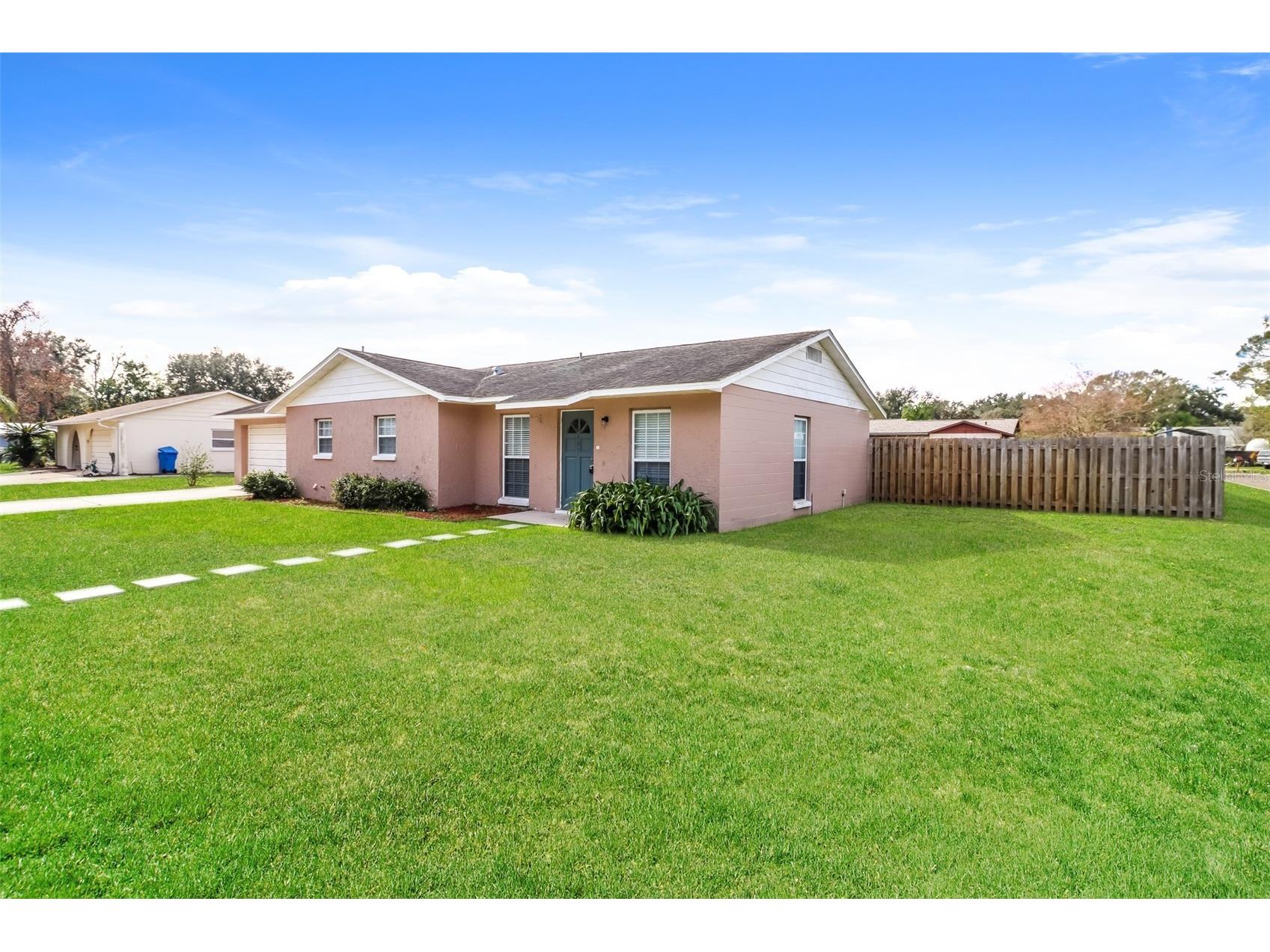 601 Wood Road Seffner FL 33584 C7521594 image3