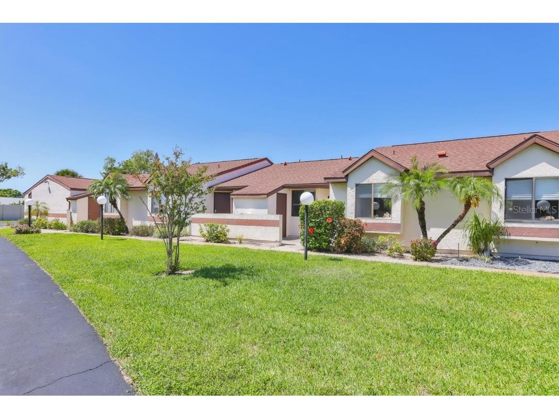 6010 36th Avenue Circle W #E Bradenton FL 34209 A4651264 image1