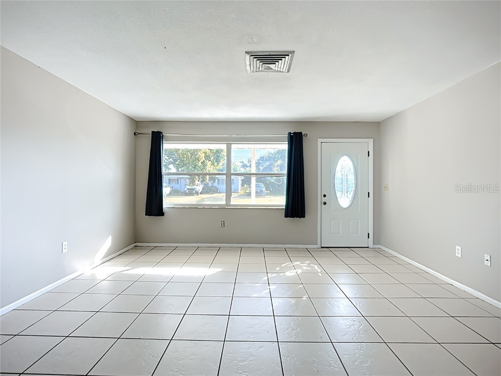 6010 Nutmeg Avenue Sarasota FL 34231 A4672372 image21