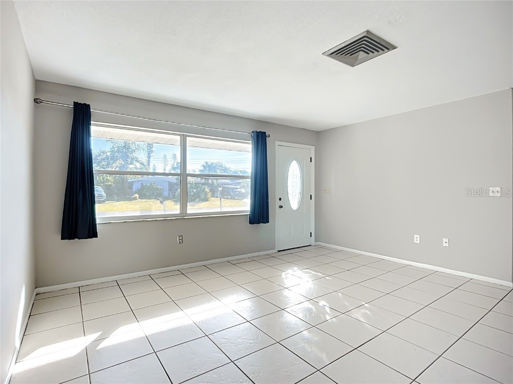 6010 Nutmeg Avenue Sarasota FL 34231 A4672372 image22