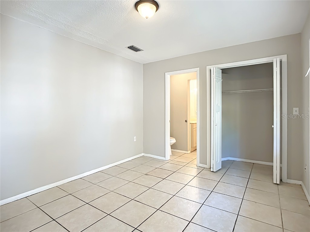 6010 Nutmeg Avenue Sarasota FL 34231 A4672372 image31