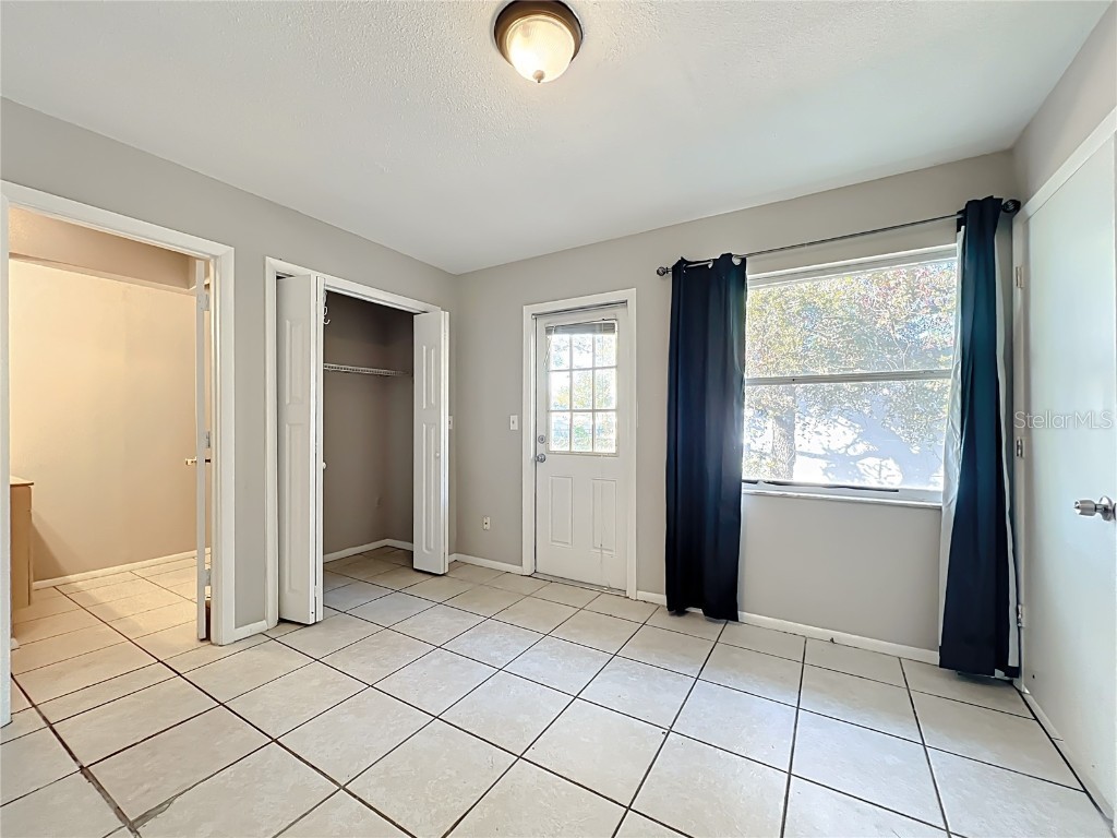 6010 Nutmeg Avenue Sarasota FL 34231 A4672372 image33