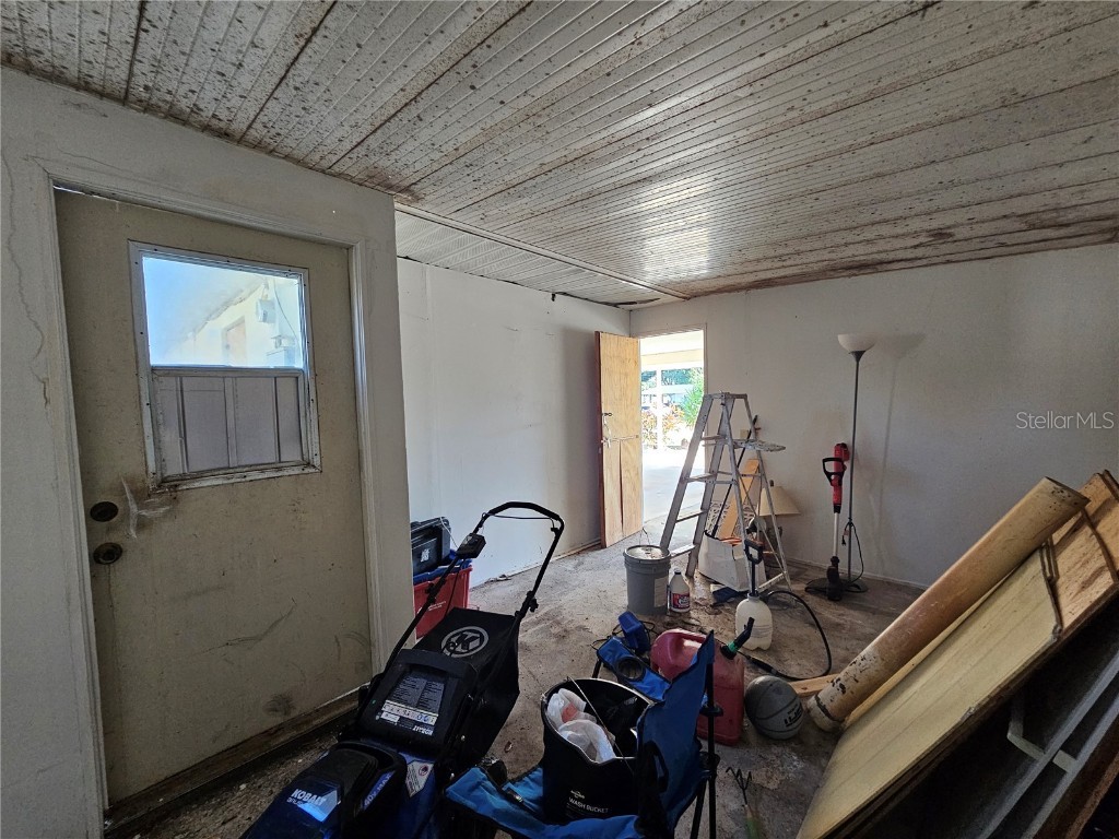 6010 Nutmeg Avenue Sarasota FL 34231 A4672372 image50