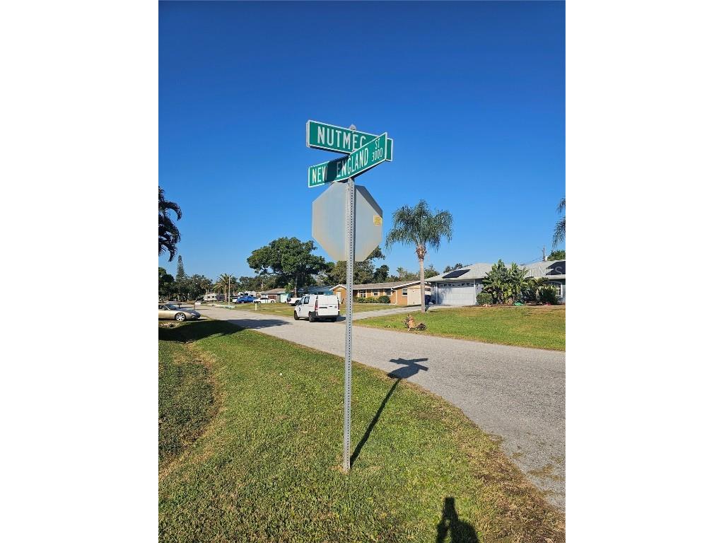 6010 Nutmeg Avenue Sarasota FL 34231 A4672372 image66