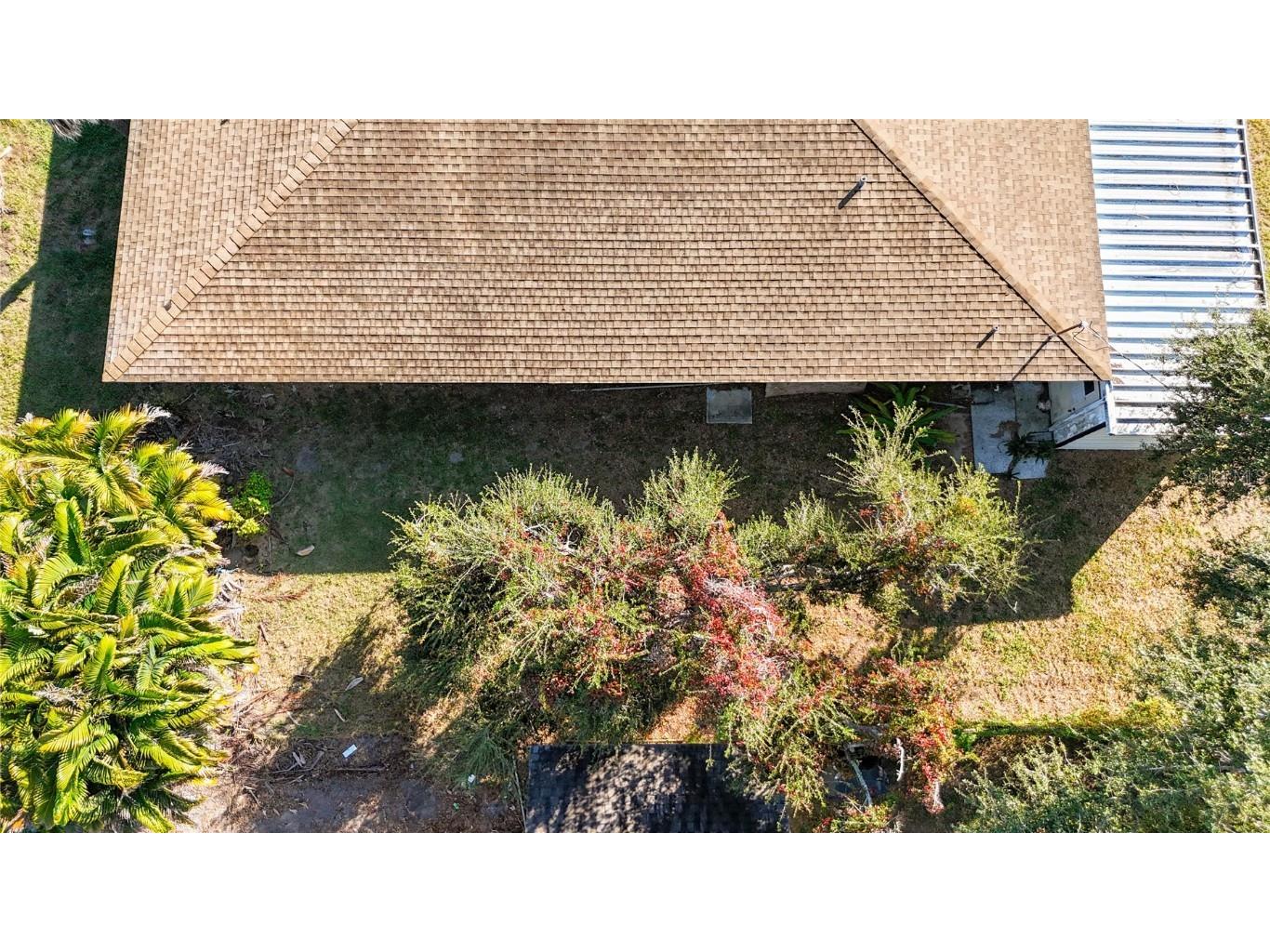 6010 Nutmeg Avenue Sarasota FL 34231 A4672372 image70