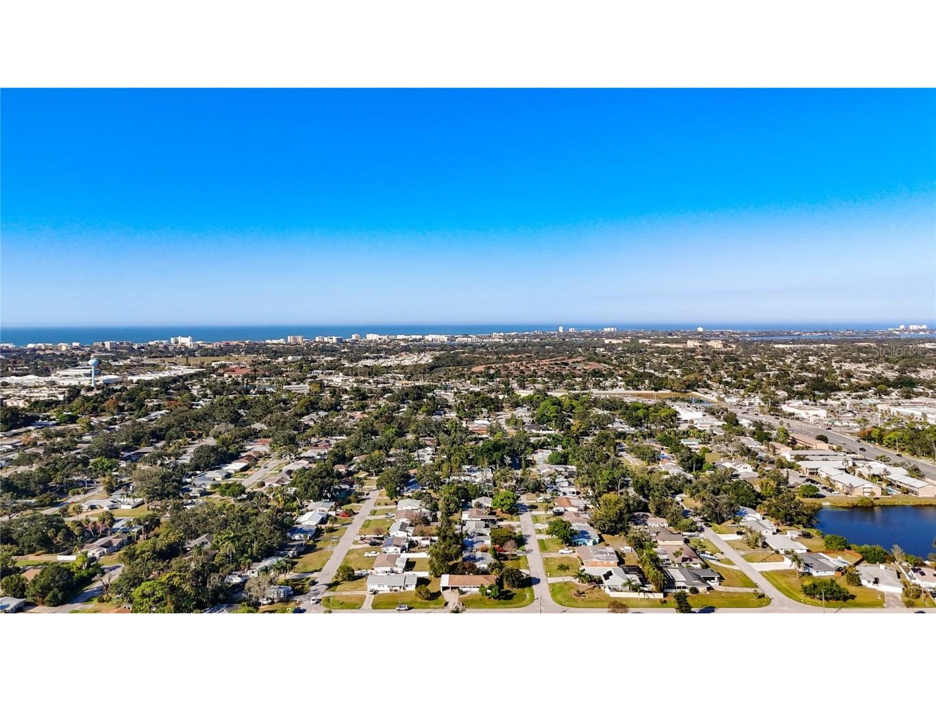 6010 Nutmeg Avenue Sarasota FL 34231 A4672372 image71