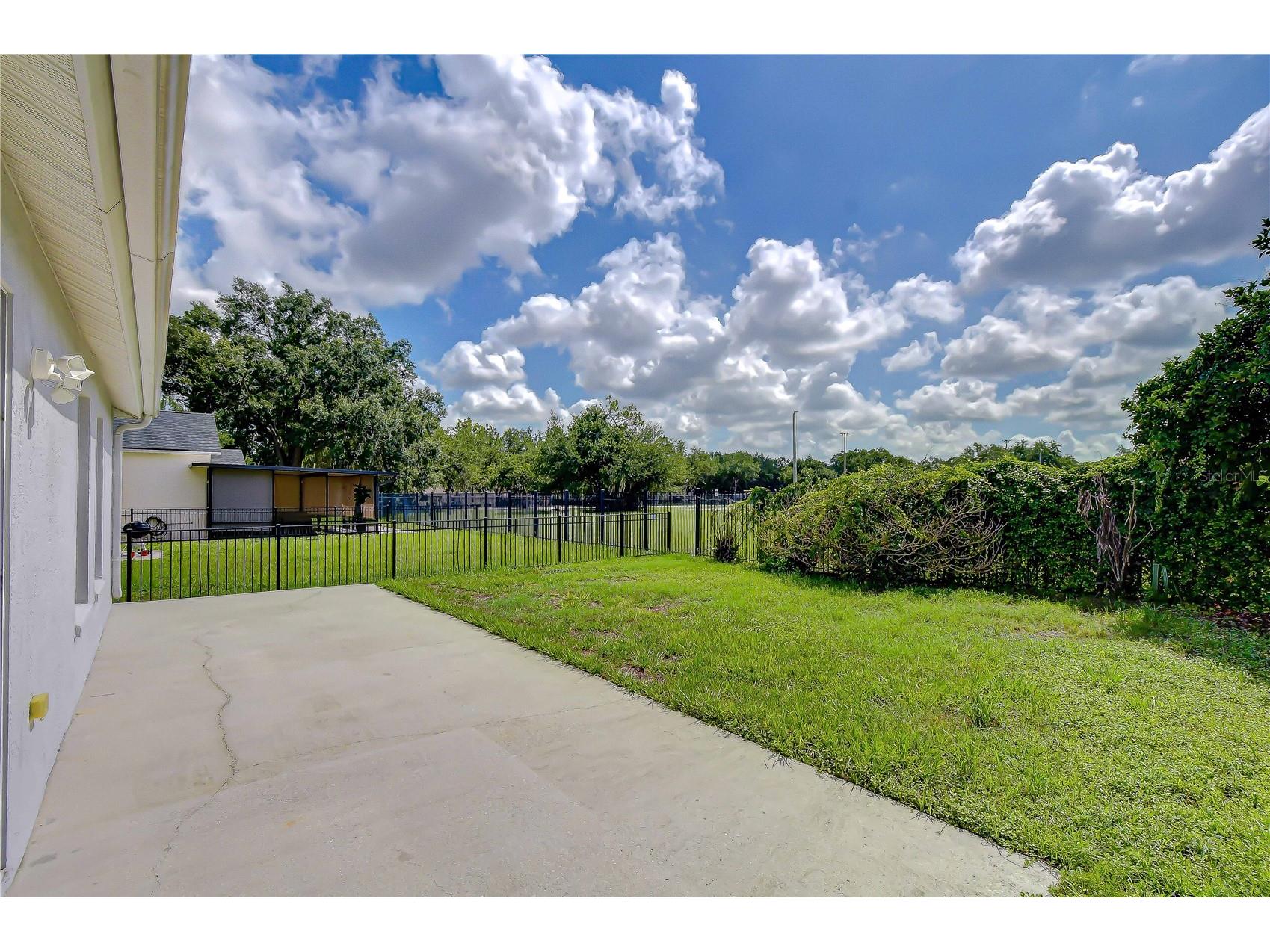 6010 Skylarkcrest Drive Lithia FL 33547 TB8526121 image3