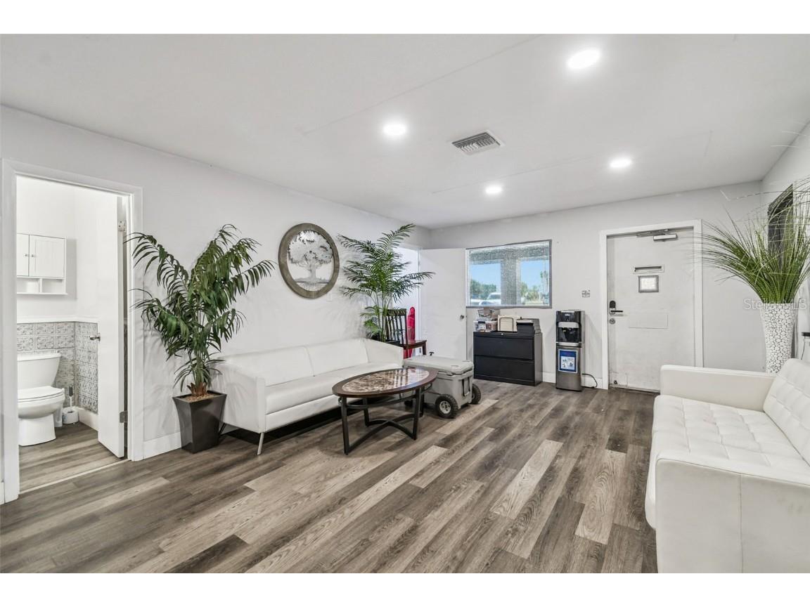 6010 Wall Street Port Richey FL 34668 TB8450118 image34