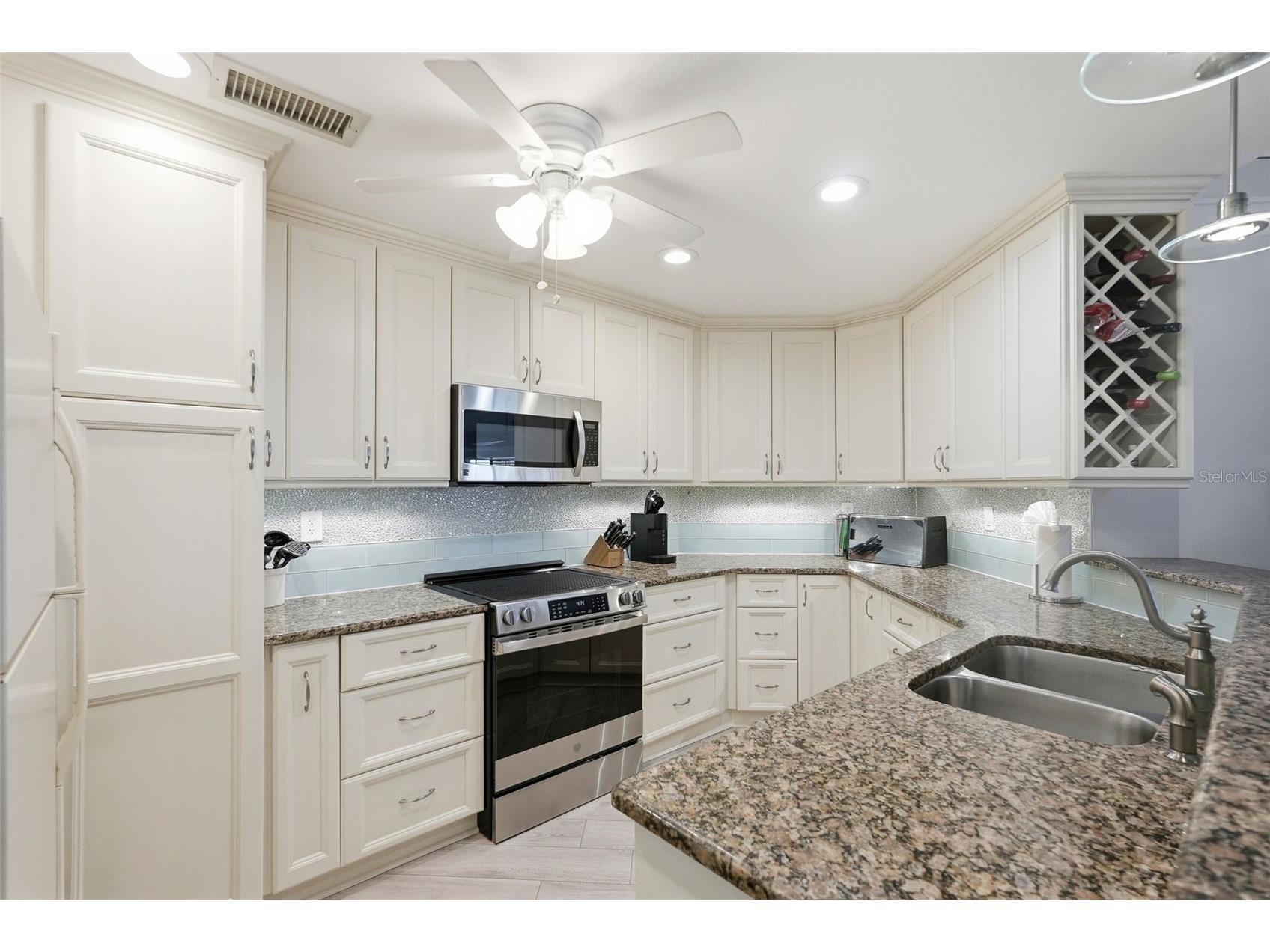 6011 Bahia Del Mar Boulevard #252 Saint Petersburg FL 33715 TB8521999 image6