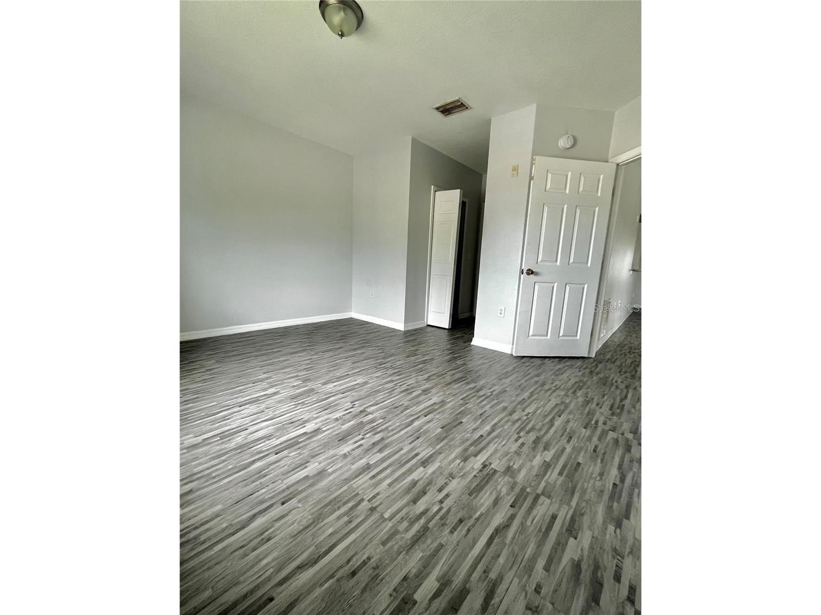 6011 Skydale Way #201 Riverview FL 33578 TB8521577 image16