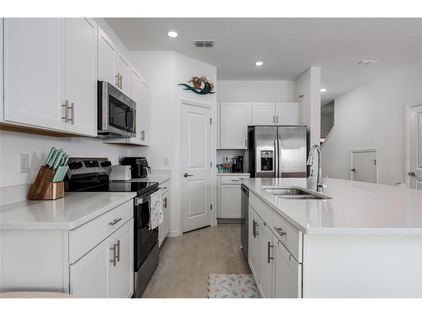 6011 Whetstone Court Palmetto FL 34221 A4684062 image6