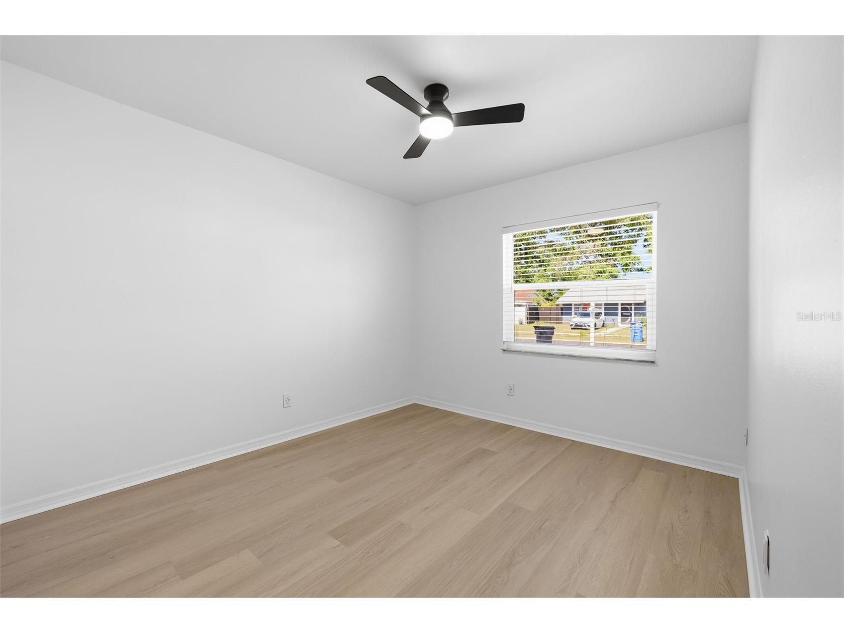 6011 Wilshire Drive Tampa FL 33615 TB8502129 image15