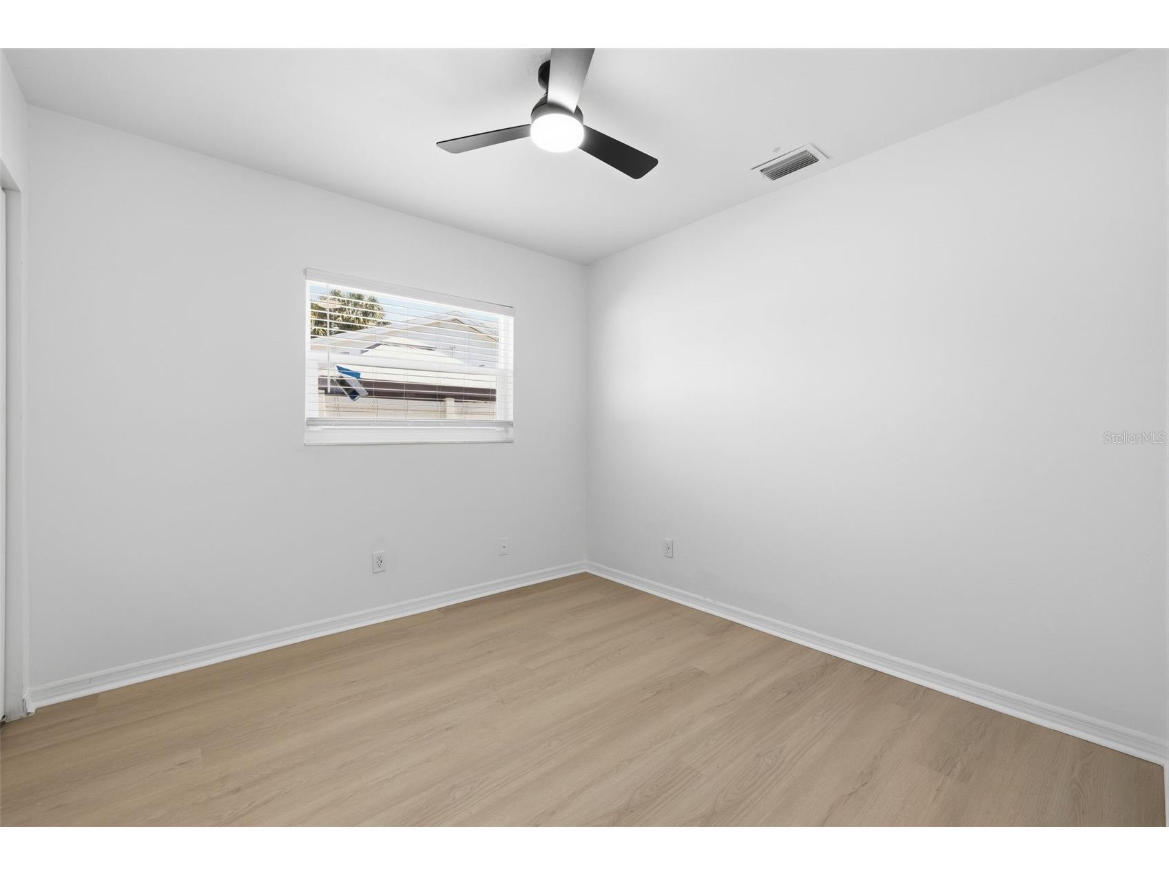 6011 Wilshire Drive Tampa FL 33615 TB8502129 image16