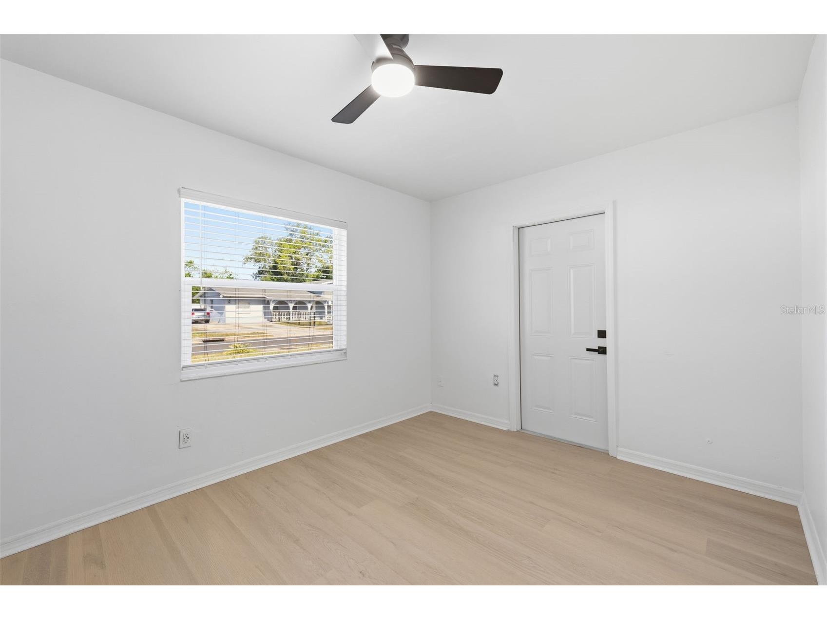 6011 Wilshire Drive Tampa FL 33615 TB8502129 image17