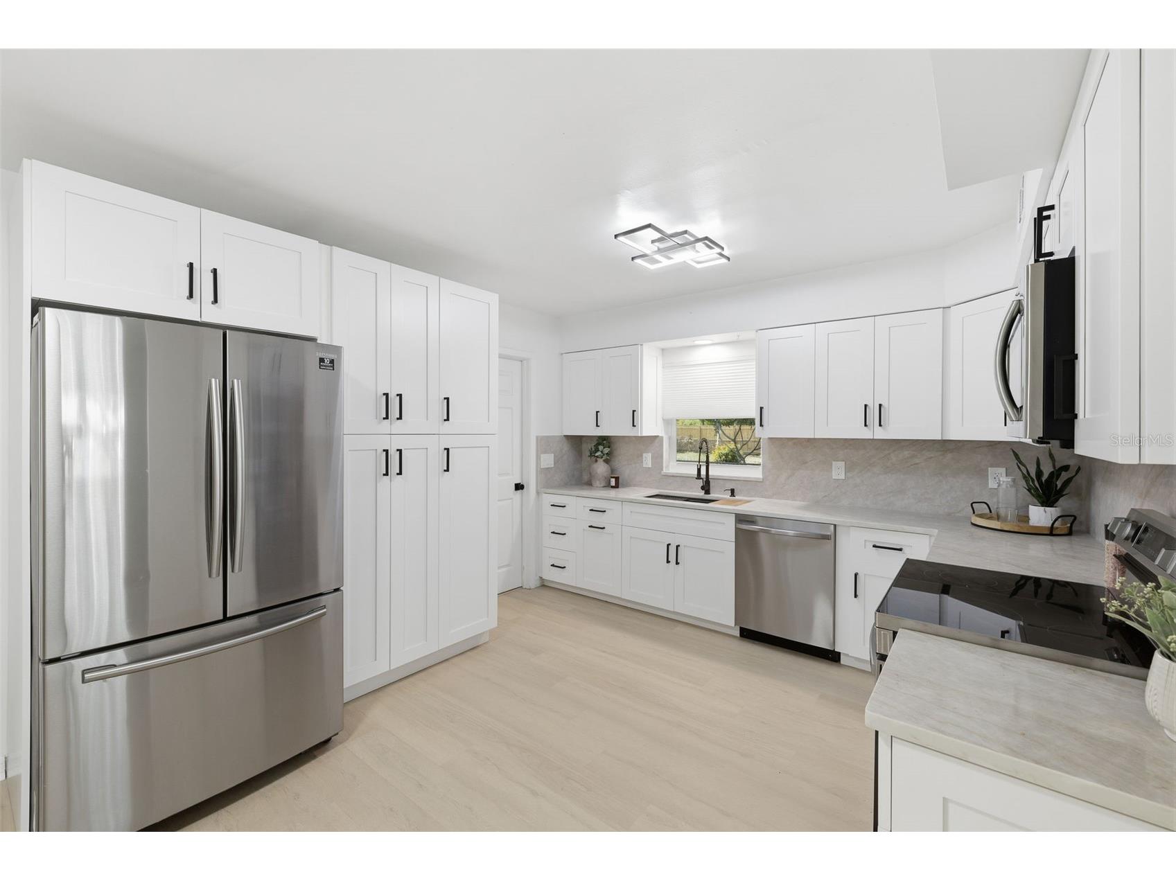6011 Wilshire Drive Tampa FL 33615 TB8502129 image7