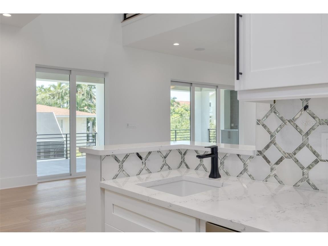 6012 Kipps Colony Drive E Gulfport FL 33707 TB8303960 image19