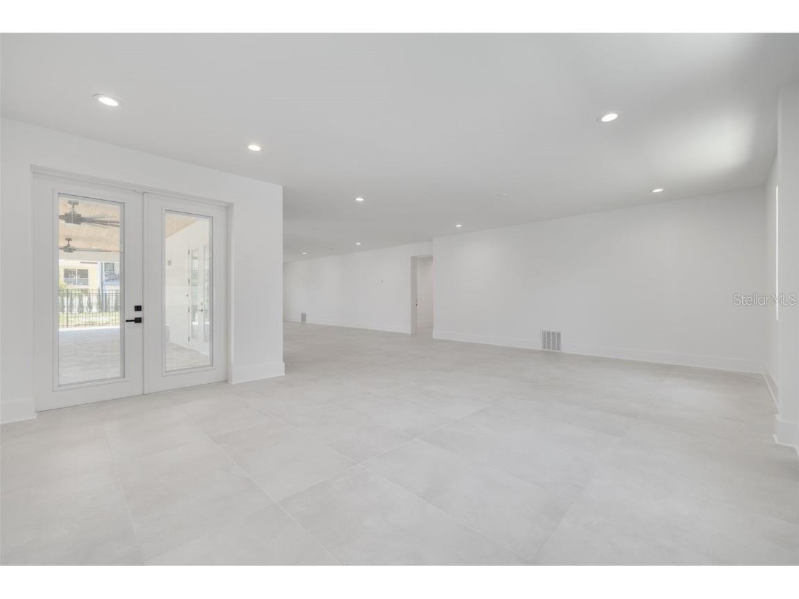 6012 Kipps Colony Drive E Gulfport FL 33707 TB8303960 image60