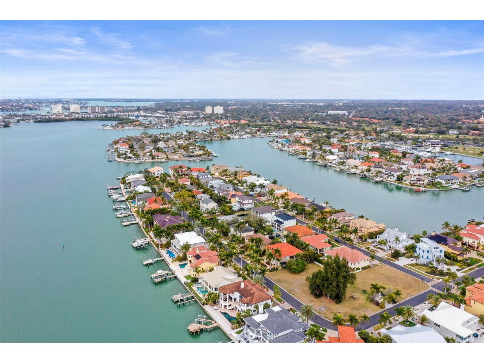 6012 Kipps Colony Drive E Gulfport FL 33707 TB8504430 image100
