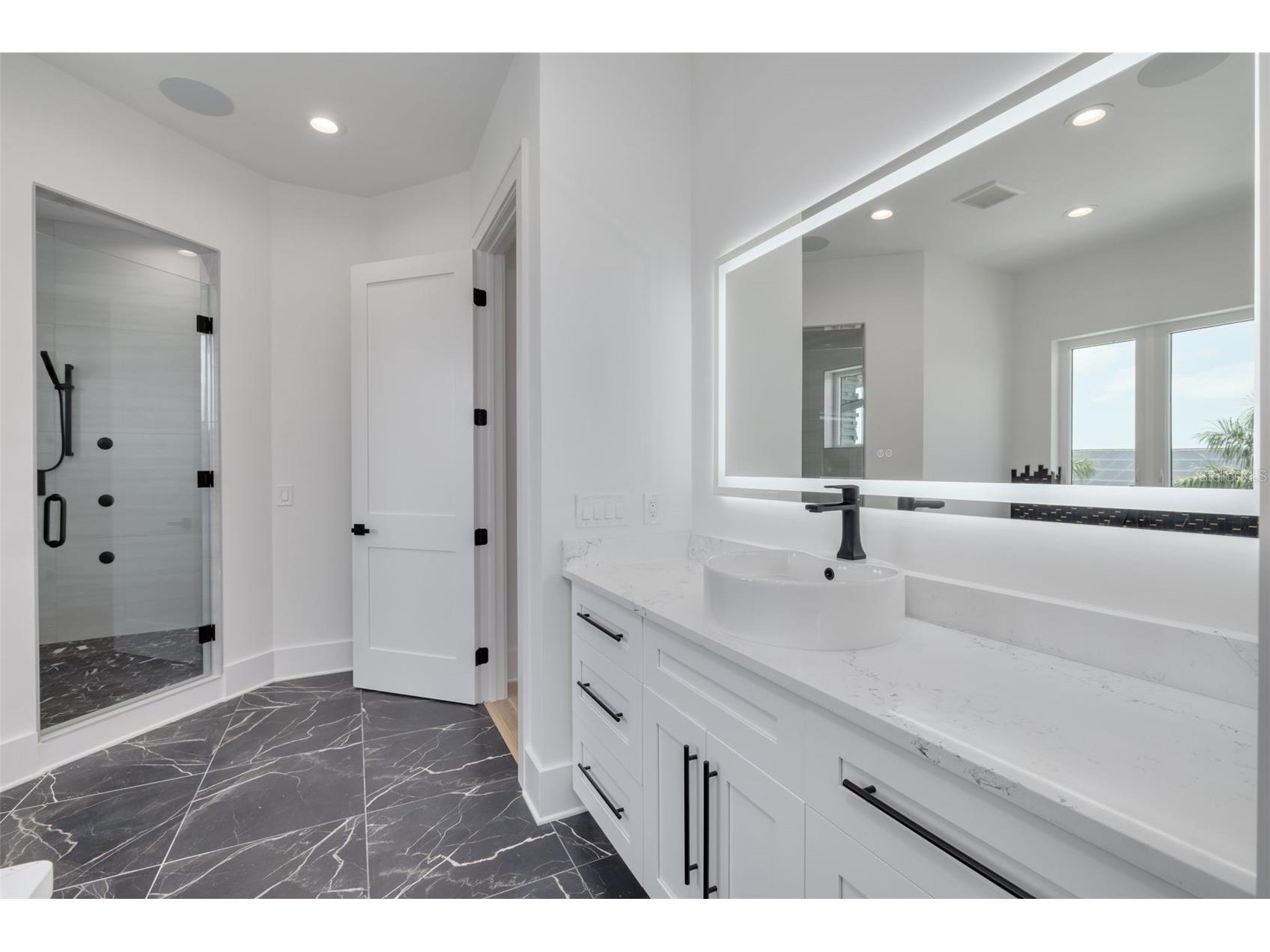 6012 Kipps Colony Drive E Gulfport FL 33707 TB8504430 image39