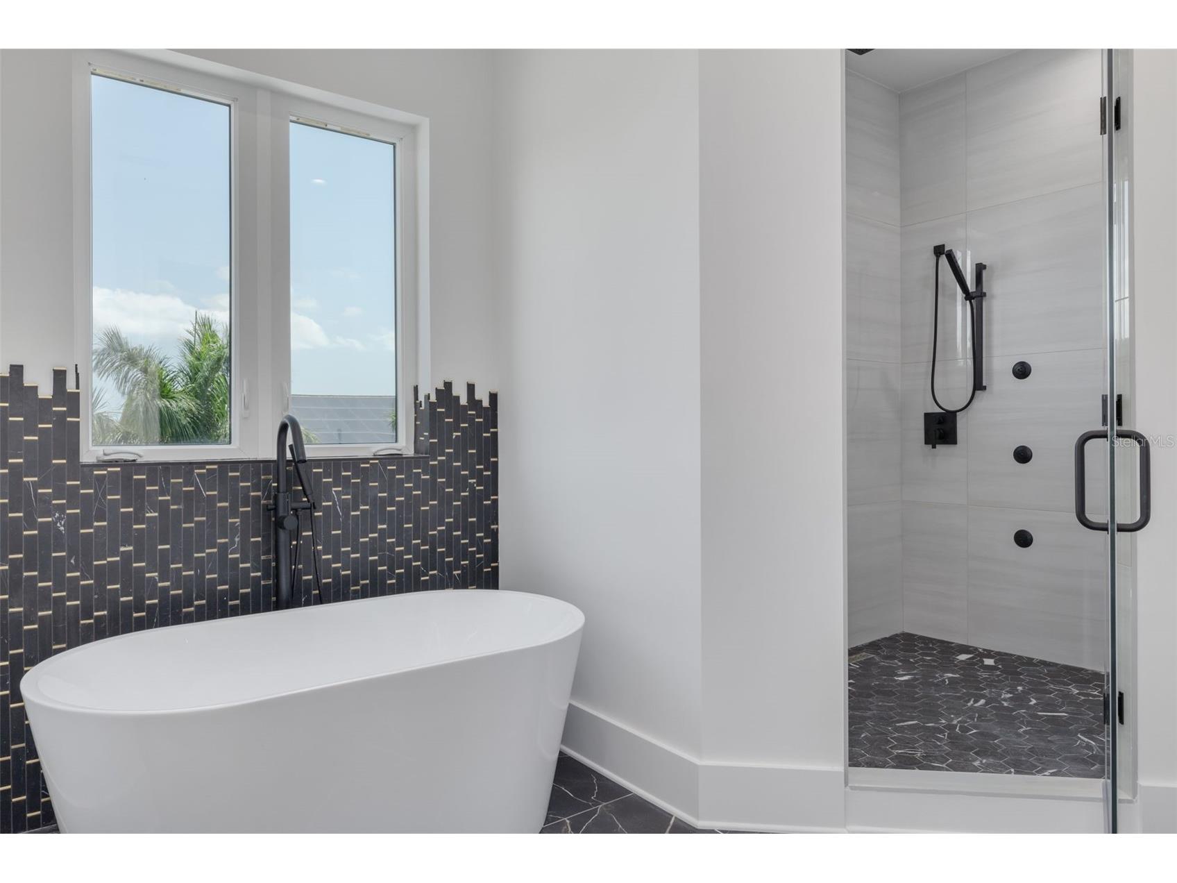 6012 Kipps Colony Drive E Gulfport FL 33707 TB8504430 image40